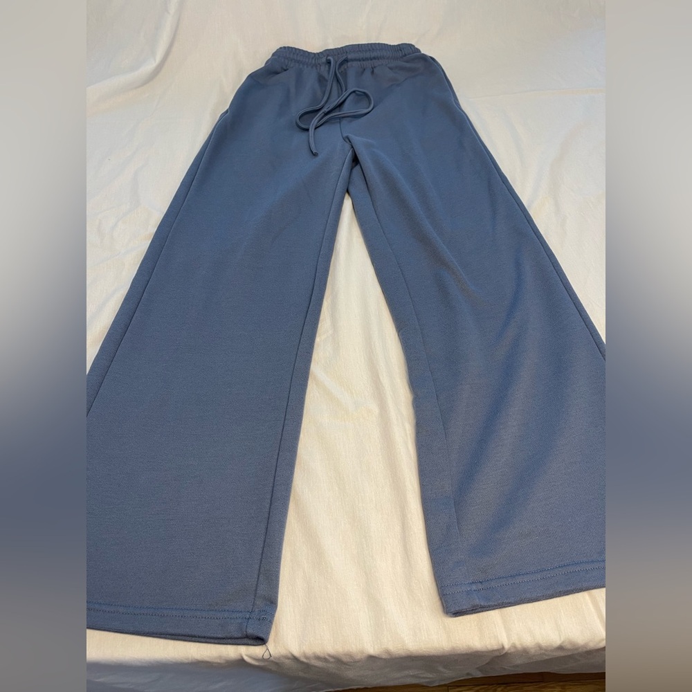 SHEIN Women’s Blue Joggers XS